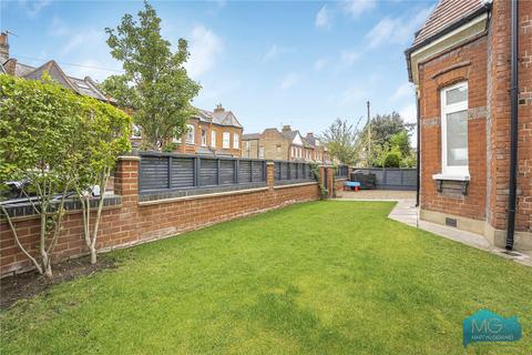 17 Harefield Road, London, N8 8QY
