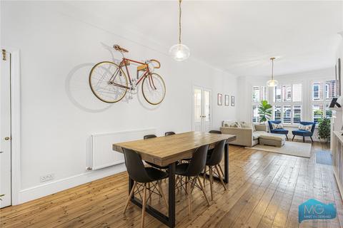 17 Harefield Road, London, N8 8QY