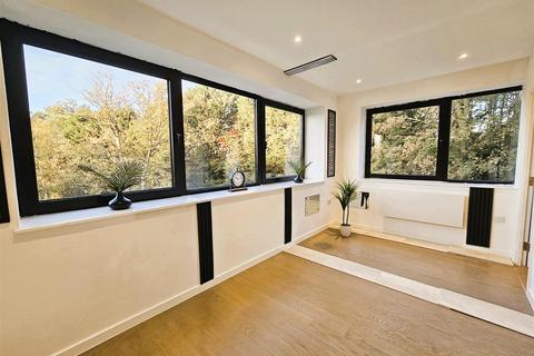 1 bedroom apartment for sale, Hubert Road, Brentwood