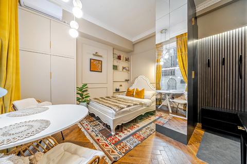 undefined, Lillie Road, Fulham, London, SW6