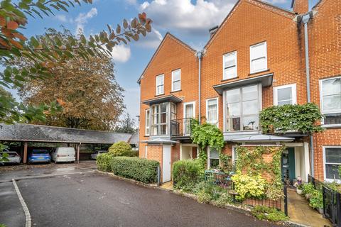 4 bedroom house for sale, Alison Way, Winchester, Hampshire, SO22