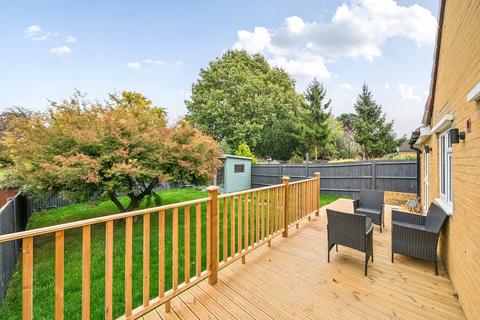 3 bedroom bungalow for sale, Stansted Crescent, Bexley