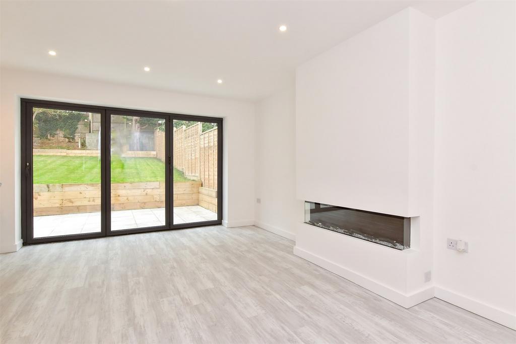 Lounge/ Kitchen/ Diner