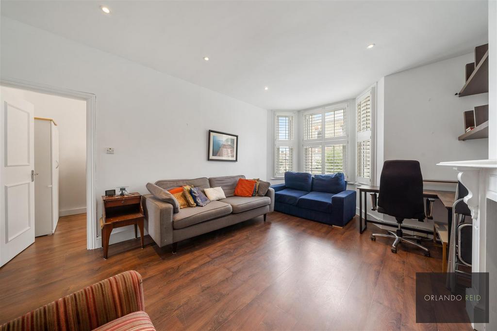 Flat 2, 55 Lambert Road SW2 5 BB-4.jpg