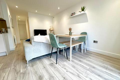 2 bedroom apartment for sale, The Pointe, A, Mellor Road, Cheadle Hulme,, Cheadle Hulme