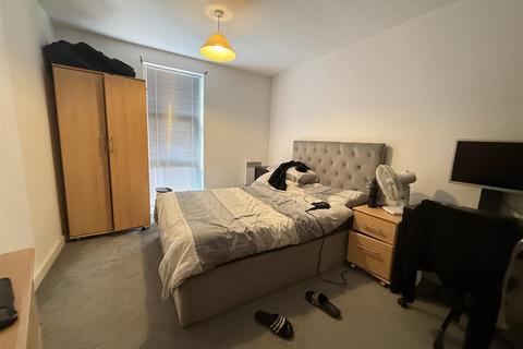 2 bedroom apartment for sale, Hornbeam Way, Manchester