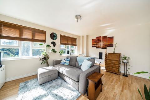 undefined, Royal Quarter, Kingston Upon Thames KT2