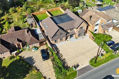 undefined, Spurlands End Road, Great Kingshill, HP15