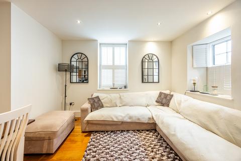 3 bedroom apartment for sale, 6  Les Salles, St. Sampson, Guernsey