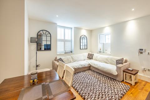 3 bedroom apartment for sale, 6  Les Salles, St. Sampson, Guernsey