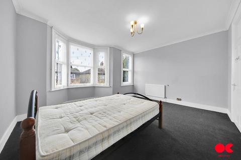 3 bedroom end of terrace house for sale, Chesterfield Road, Leyton E10