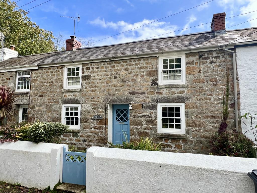 3 Bedroom Mid Terraced House for Sale