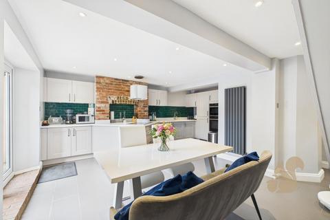 undefined, Beverley Road, Lexden