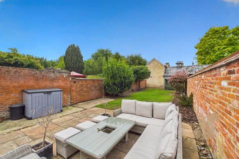 4 bedroom semi-detached house for sale, Beverley Road, Lexden