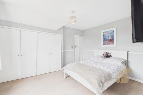 4 bedroom semi-detached house for sale, Beverley Road, Lexden