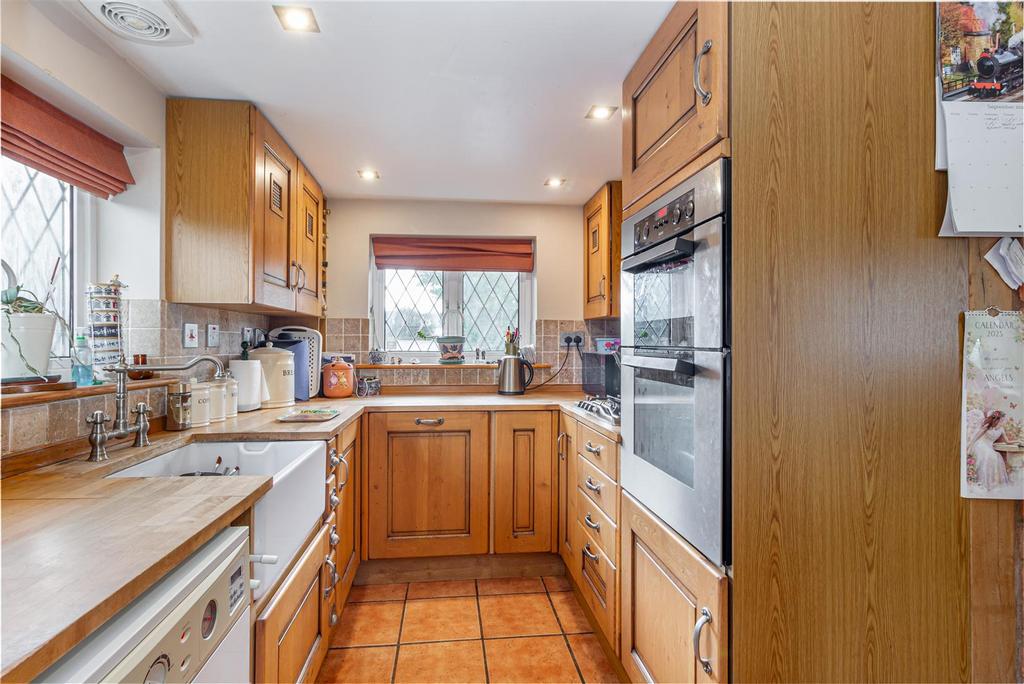 Kitchen-2.jpg