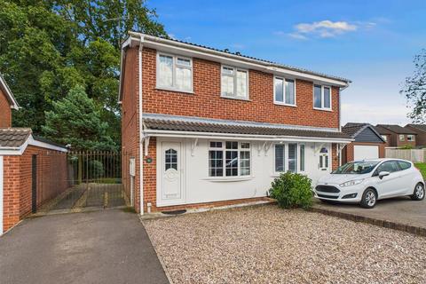undefined, Willow Tree Close, Barwell, Leicester