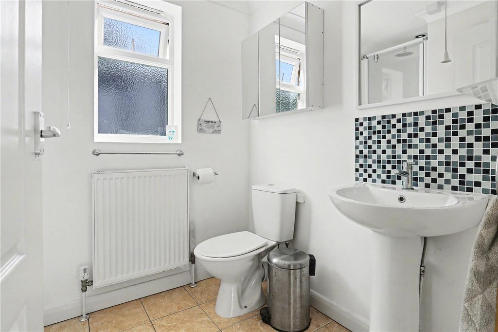 Ground Floor Shower