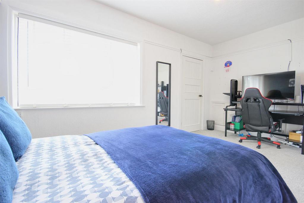 Bedroom 3 (rear)