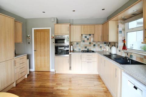 3 bedroom bungalow for sale, Chapel Street, Leeds LS25