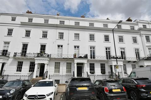 2 bedroom flat for sale, Clarendon Square, Leamington Spa