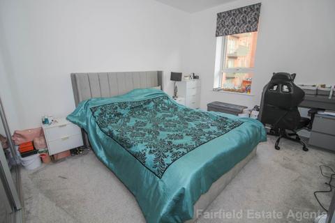 2 bedroom flat for sale, Waddington House, South Oxhey