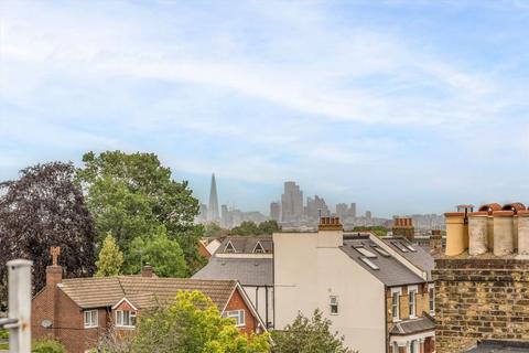2 bedroom flat for sale, Friern Road, London SE22