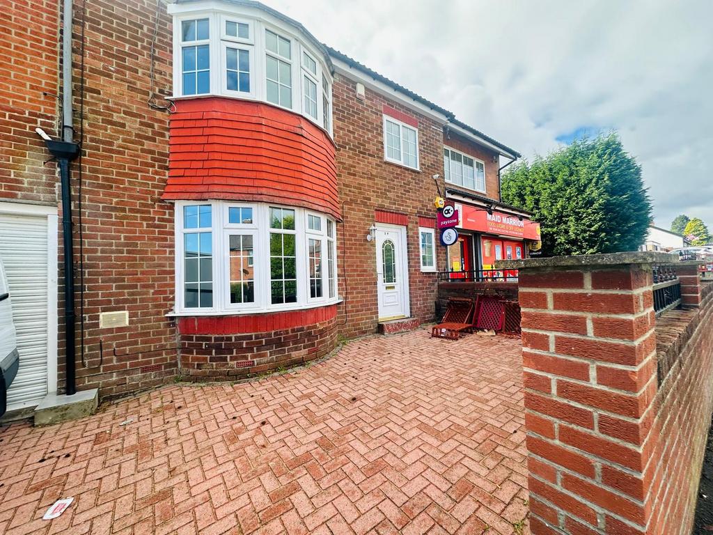 5 Bed House