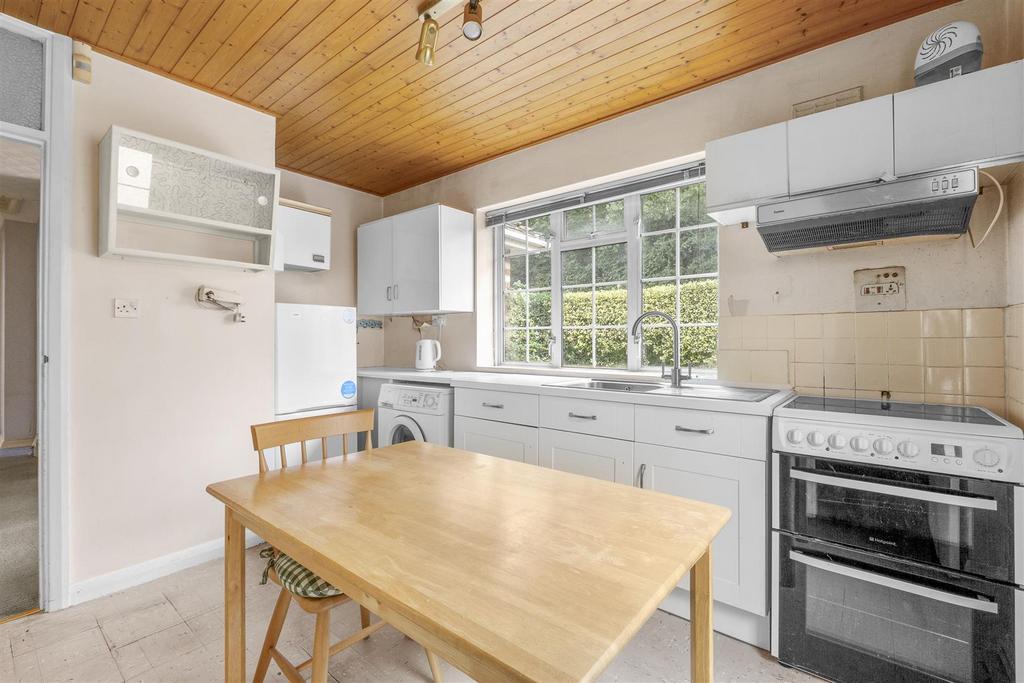 Marchwood, Hammersley Lane, HP13 7 BY-6.jpg