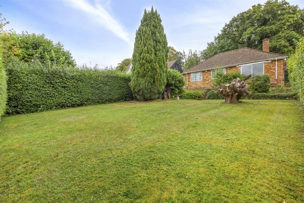 Marchwood, Hammersley Lane, HP13 7 BY-9.jpg