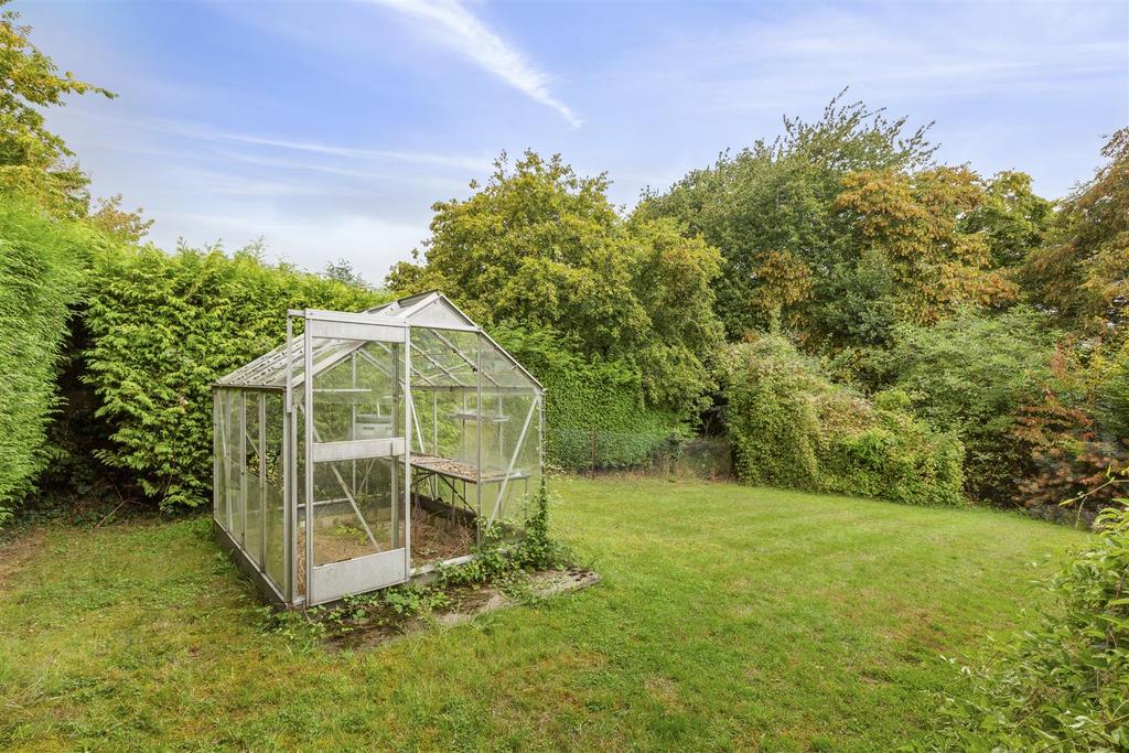 Marchwood, Hammersley Lane, HP13 7 BY-11.jpg