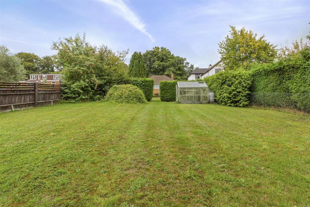 Marchwood, Hammersley Lane, HP13 7 BY-10.jpg