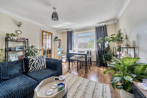 undefined, Cookfield Close, Bedfordshire LU6