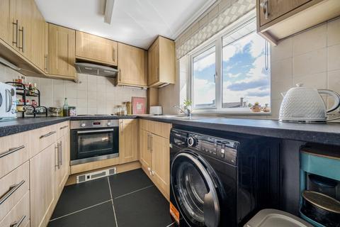 undefined, Cookfield Close, Bedfordshire LU6