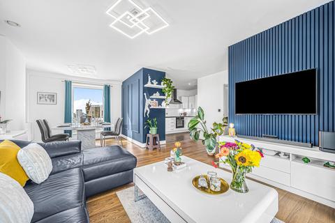 3 bedroom flat for sale, East Ferry Road, London