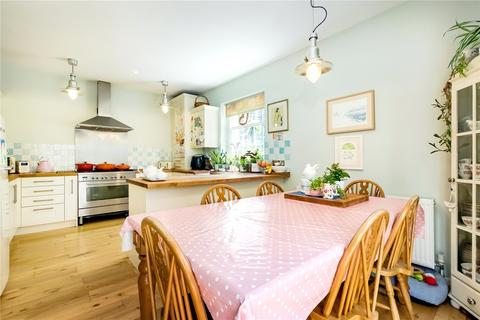 Flat 1, 1 Richmond Park Road, Bristol, BS8 3AS