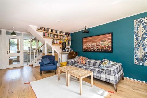 Aytoun Road, London SW9