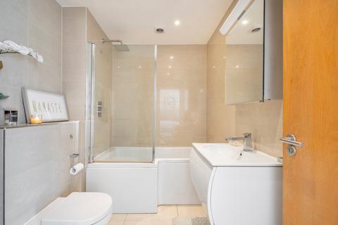 1 bedroom flat to rent, Warrington Gardens, London