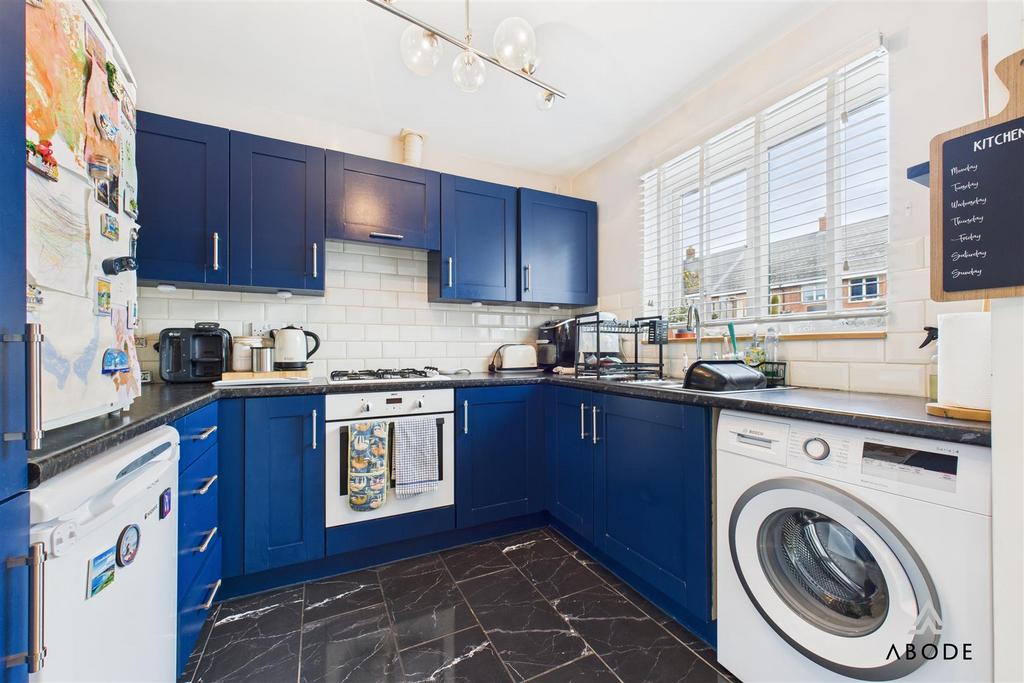 CAM03473 G0-PR0455-STILL010.jpg