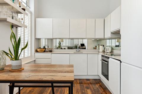 1 bedroom flat for sale, Greyhound Road, Fulham, London