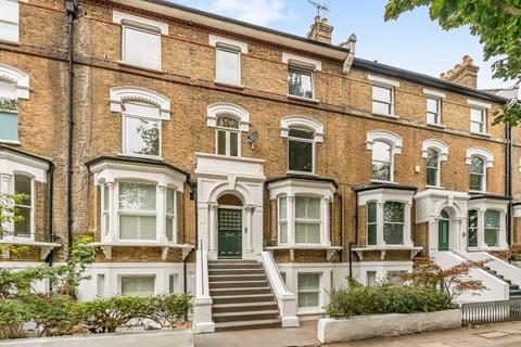 3 bedroom flat for sale, Petherton Road, Highbury, Islington, London