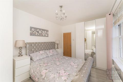 3 bedroom house for sale, Devonshire Road., London