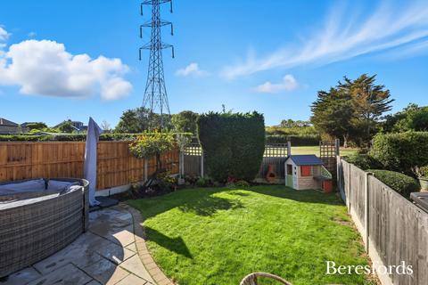 3 bedroom semi-detached house for sale, Front Lane, Upminster, RM14