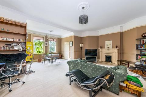 3 bedroom flat for sale, Sydenham Hill, London, SE26