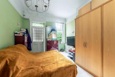 3 bedroom flat for sale, Sydenham Hill, London, SE26