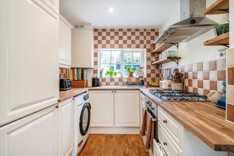 89 Oriel Road, London, E9 5SG