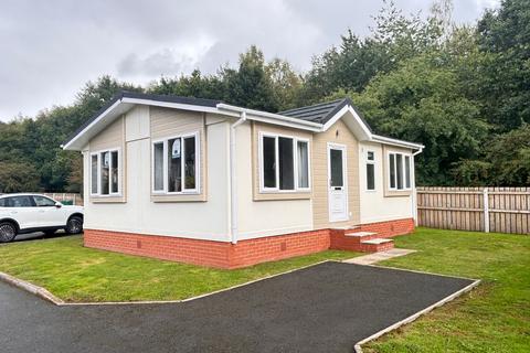 2 bedroom park home for sale, HOLLINS PARK, QUATFORD , NR. BRIDGNORTH  WV15