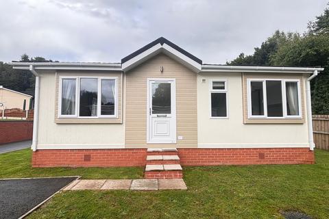 2 bedroom park home for sale, HOLLINS PARK, QUATFORD , NR. BRIDGNORTH  WV15