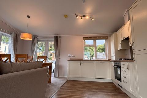 2 bedroom park home for sale, HOLLINS PARK, QUATFORD , NR. BRIDGNORTH  WV15
