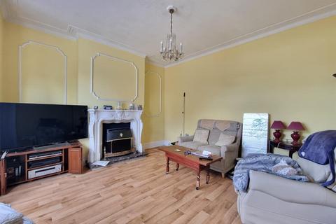 3 bedroom terraced house for sale, Hazeldene Road, Ilford